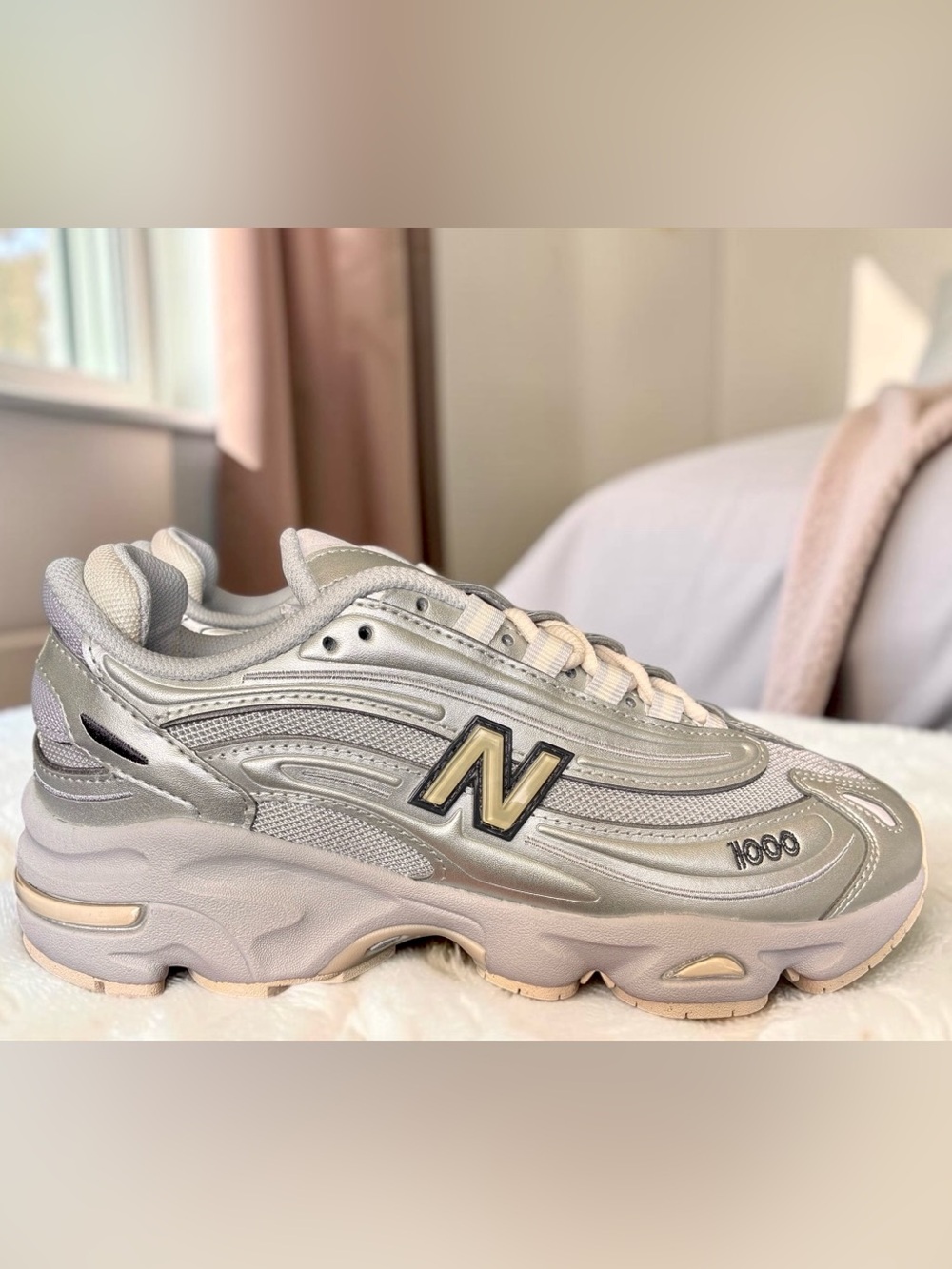 New Balance 1000 Grey Beige Size 7 Men/ Size 8.5 Women Brand New M1000FLV